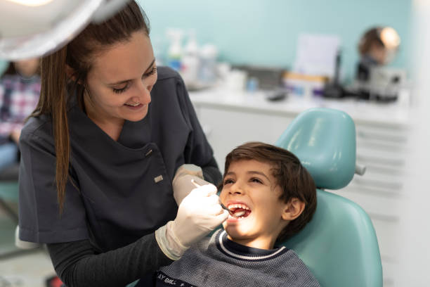 Best Weekend Emergency Dentist in Ferry Pass, FL